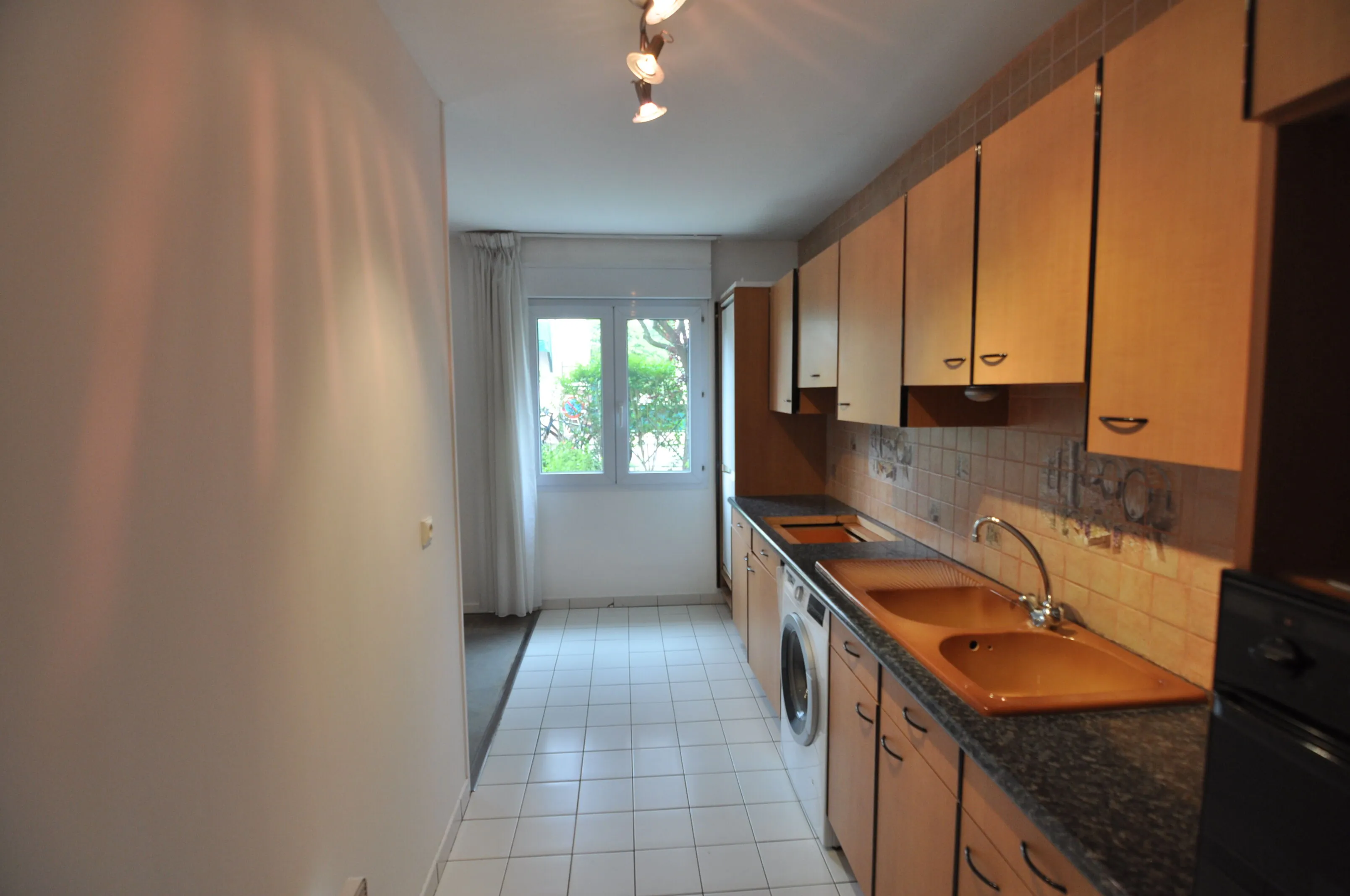 Appartement 2 pièces de 50 m² avec parking et cave à Rueil-Malmaison