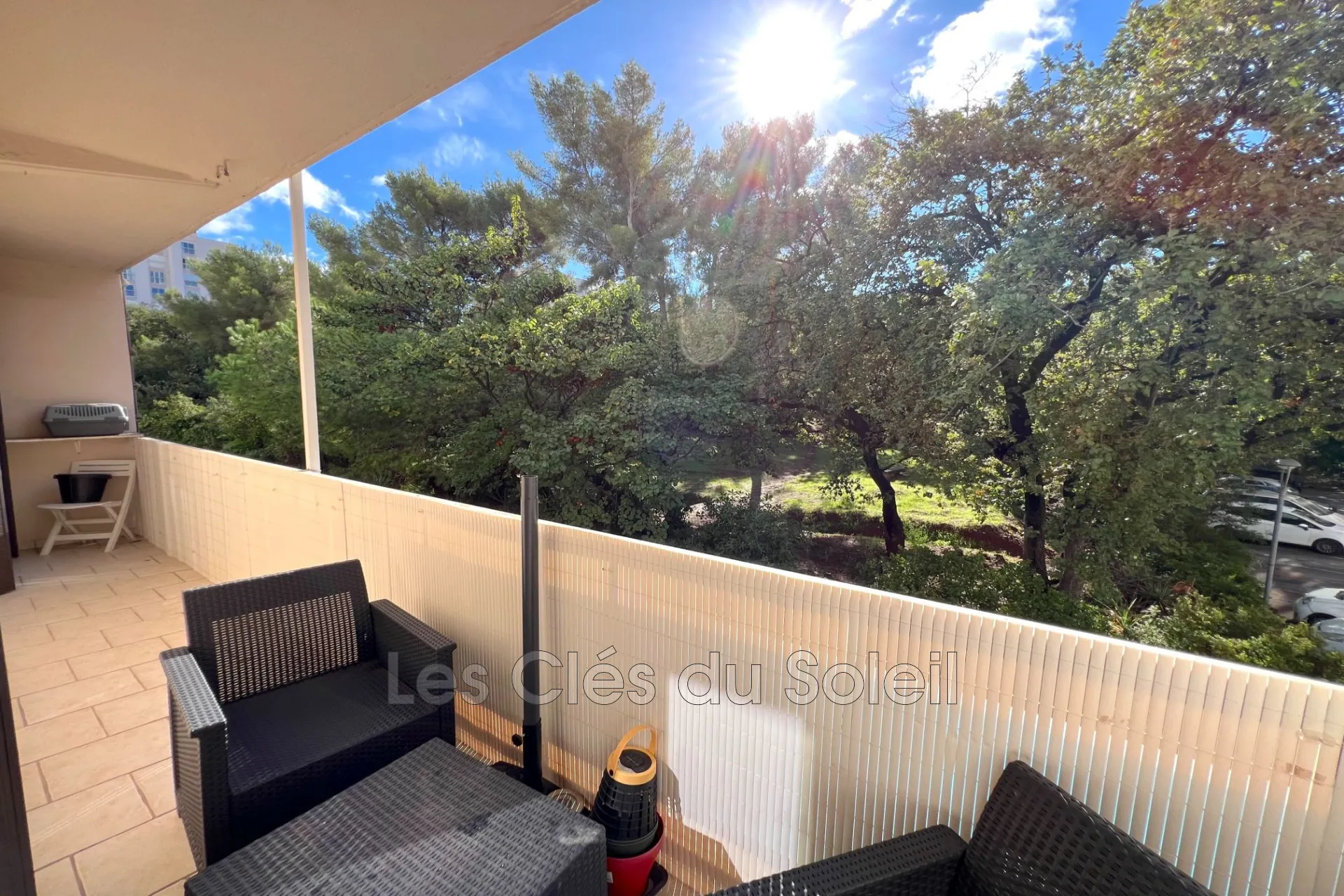 Investissez dans un appartement T4 loué à La Valette-du-Var avec terrasse et garage