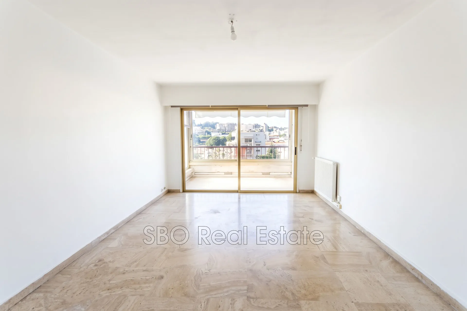 Achat appartement 2 pièces au Le Cannet avec loggia et vue dégagée