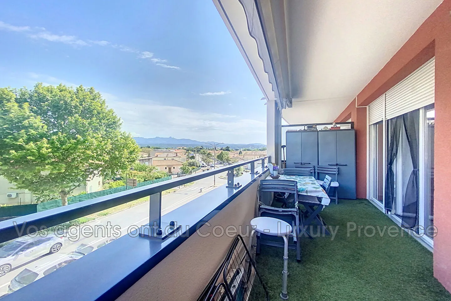 Appartement T2 à vendre à Gardanne avec terrasse et parking privé