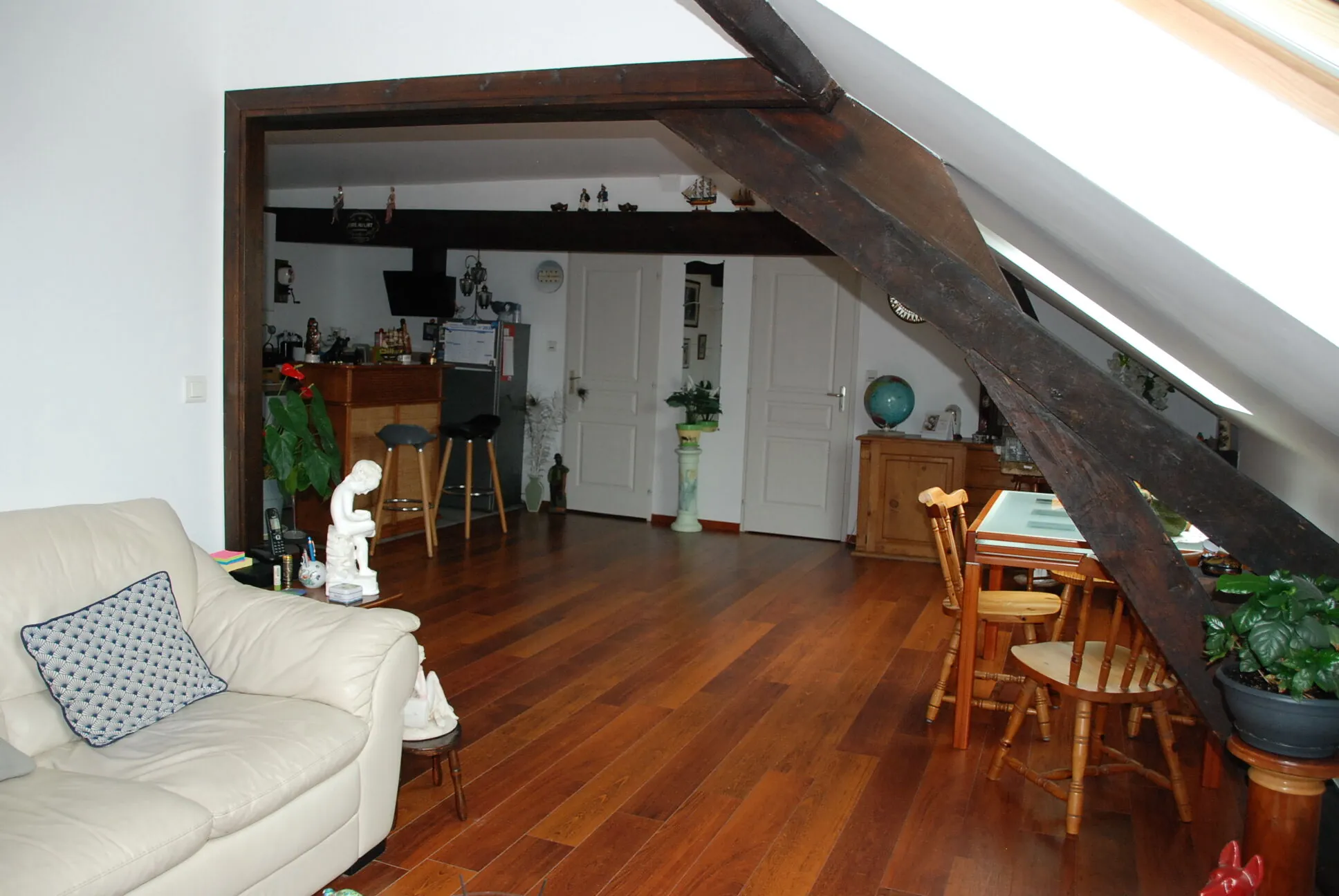 Appartement lumineux à Fécamp en centre-ville – 57m², 1 chambre, cave, idéal pour résidence principale ou secondaire