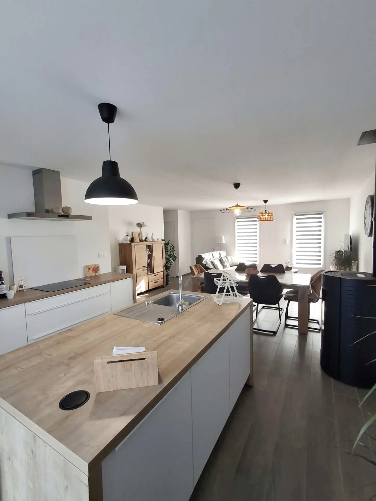Maison récente 85 m2 avec 3 chambres, garage et terrasse à Montigny-en-Gohelle