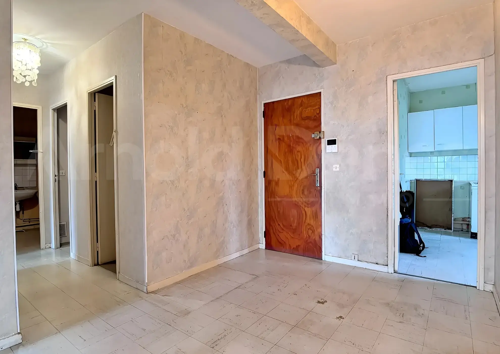 Appartement à Rennes avec potentiel de rénovation idéal pour habitation ou investissement