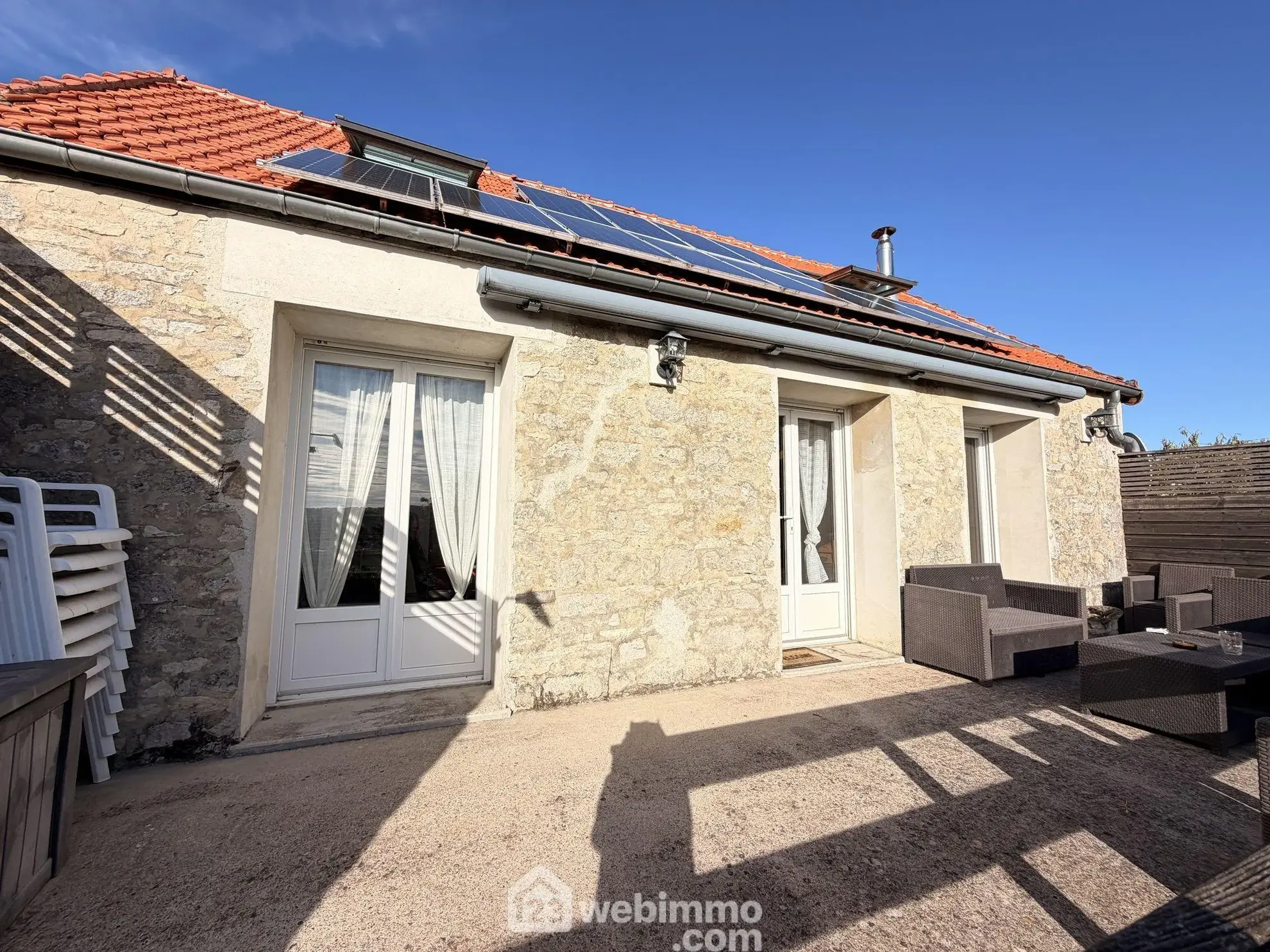 Maison en pierre de 129m² avec jardin à Chamouille - Charme et confort
