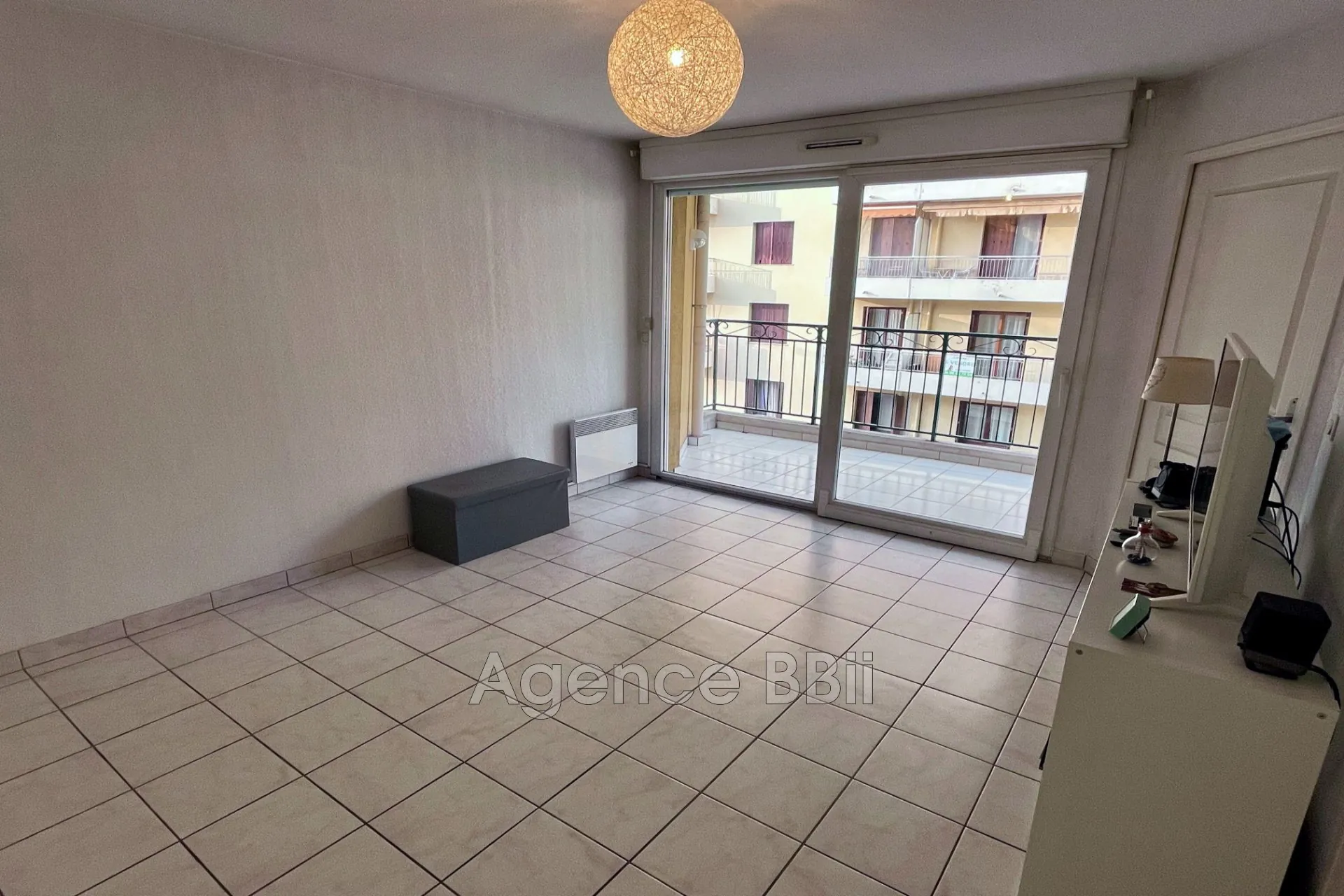 Appartement 2 pièces avec balcon à Nice Saint-Roch — 39 m² au 3ème étage