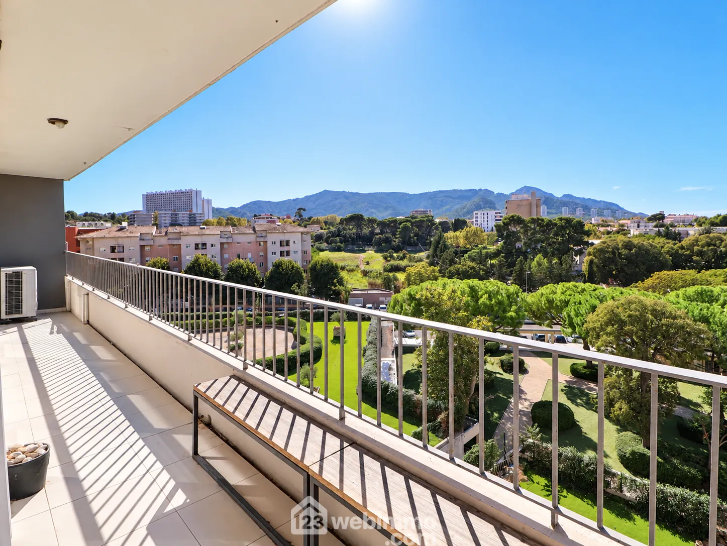 Superbe appartement avec vue mer à Marseille Mazargues - 86 m²