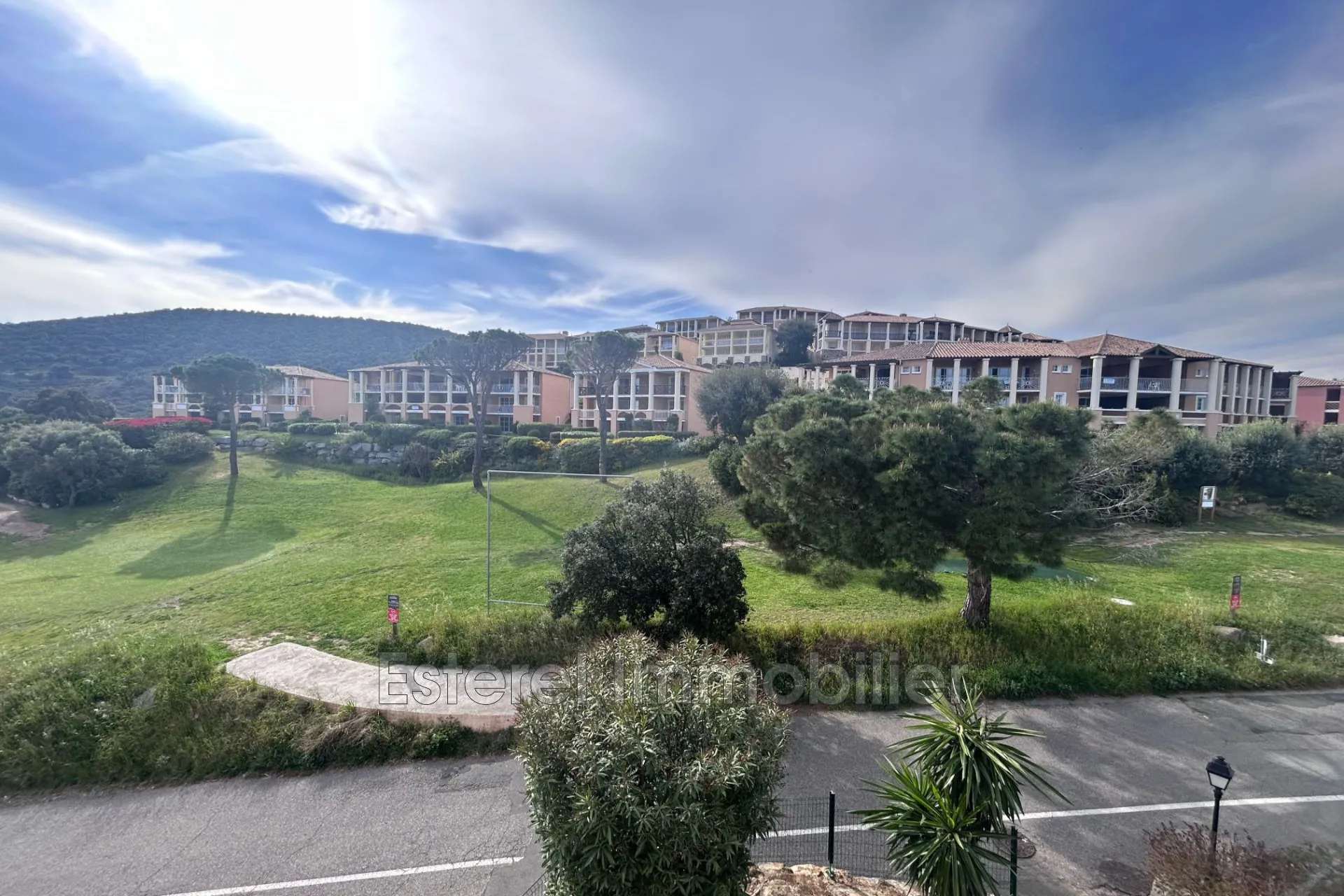 Appartement 2 pièces à Cap Esterel avec terrasse et parking - Vue Estérel