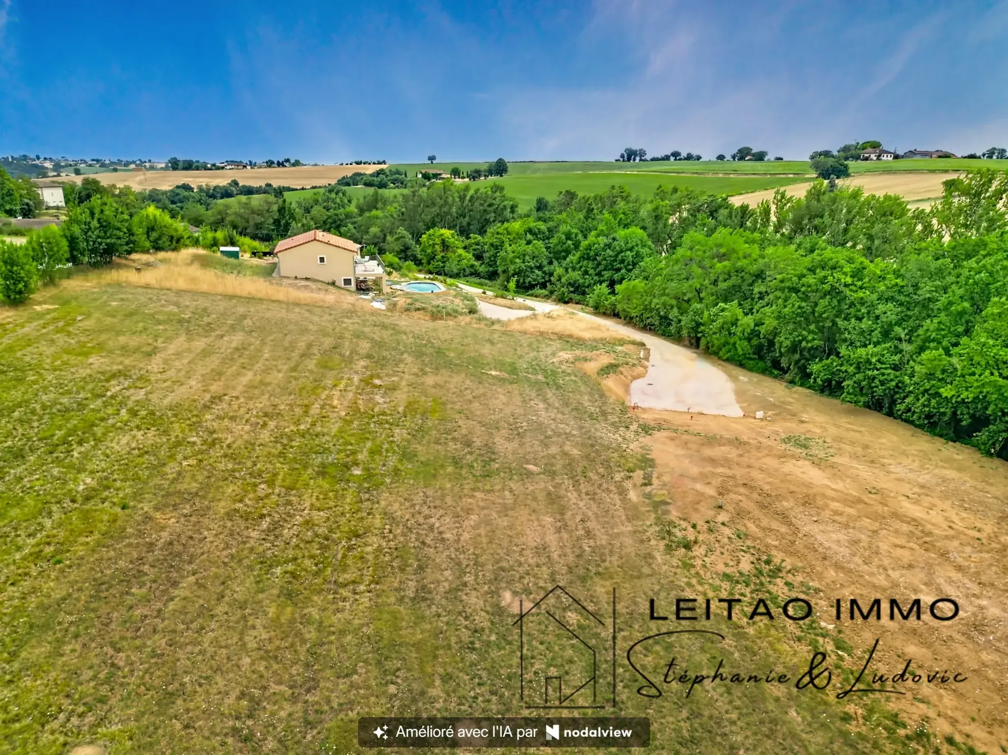 Terrain constructible viabilisé à Belcastel (81) de 2201 m² avec vue panoramique