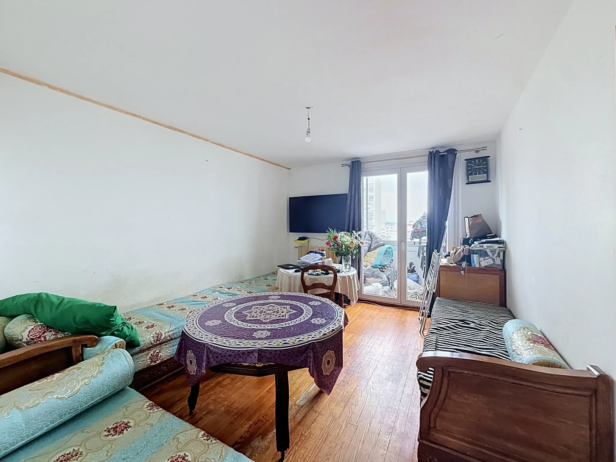 Appartement T4 à vendre à Saint-Étienne - 64 m² avec loggia et cave