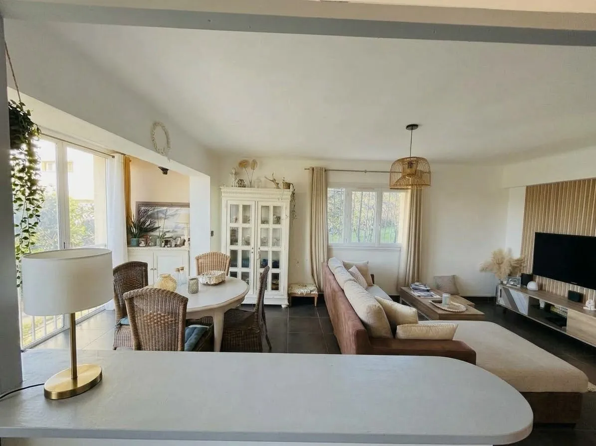 A vendre appartement 3 pièces lumineux de 63 m² à Saint-Raphaël Valescure
