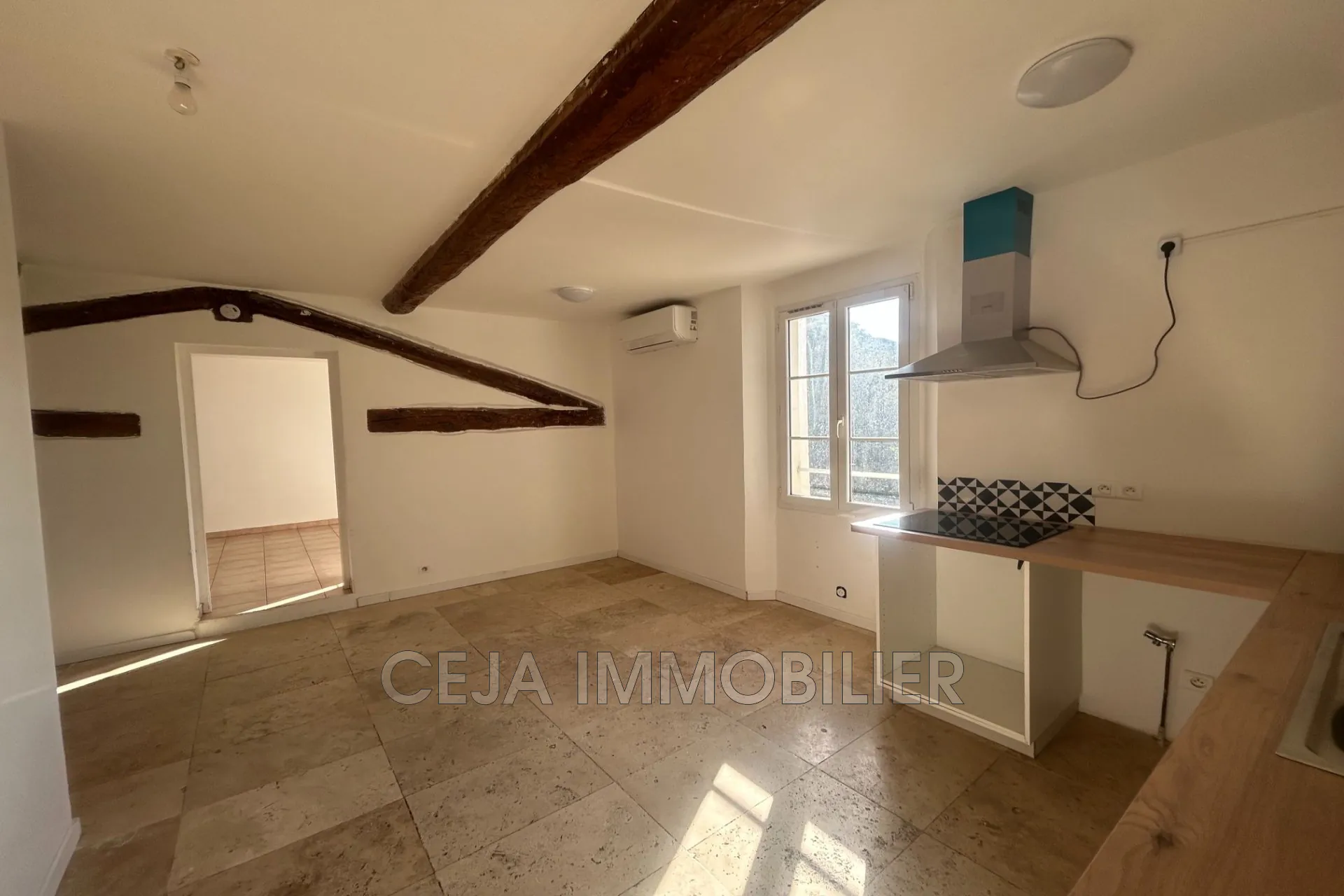 Vente appartement 3 pièces à Draguignan, centre historique, résidence sécurisée