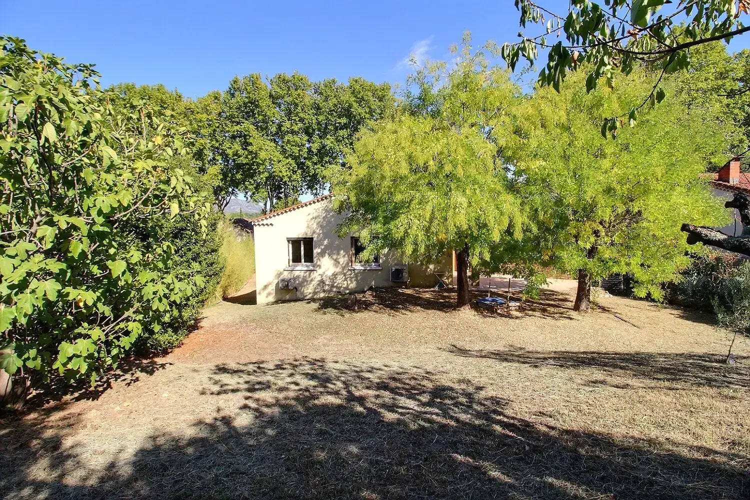 Maison 5 pièces avec jardin et suite parentale à Cazilhac (34190)