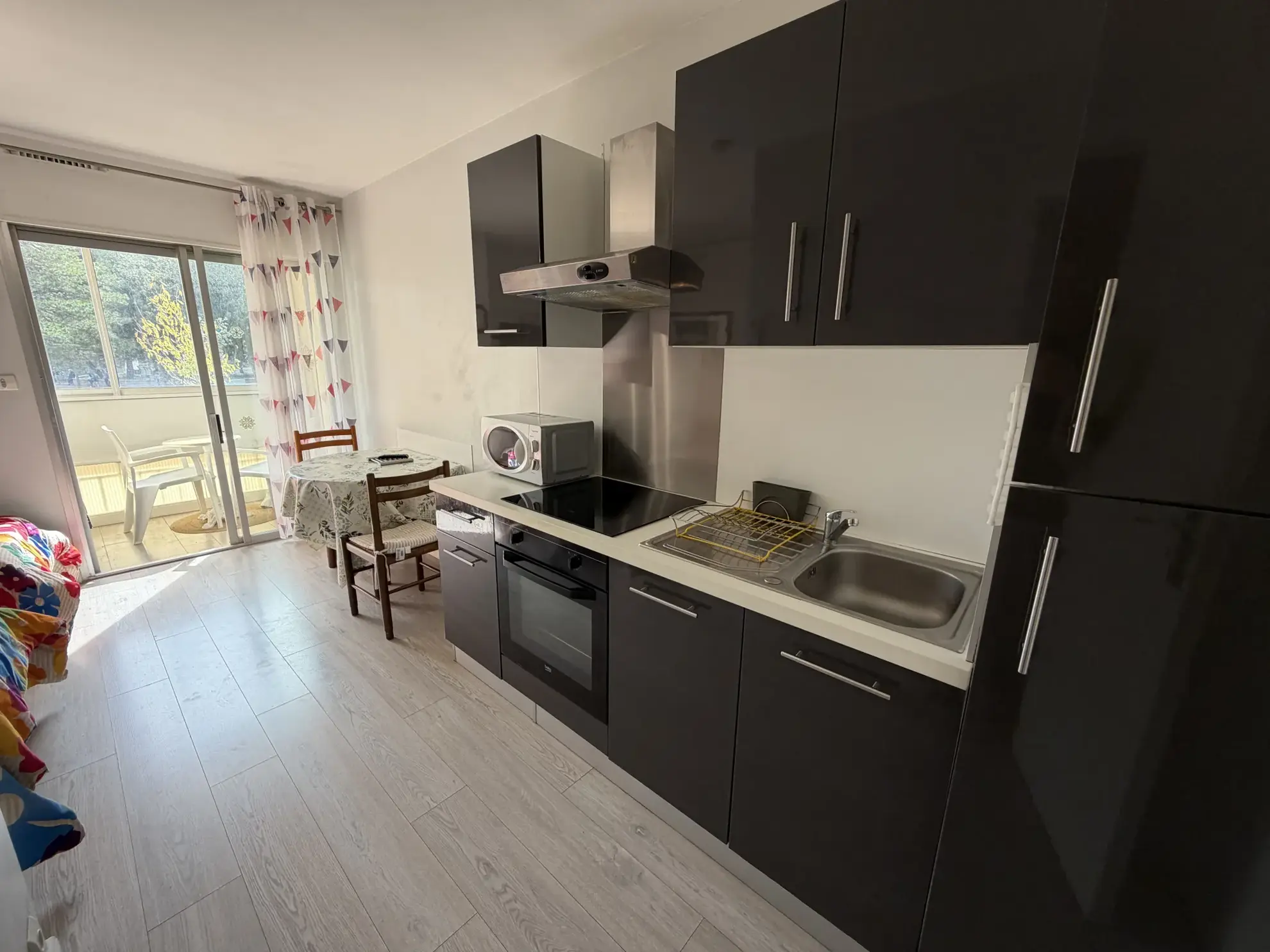 Appartement rénové avec vue sur le parc à Balaruc-les-Bains