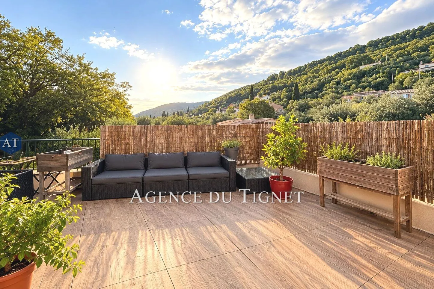 À vendre appartement 3 pièces avec terrasse à Speracedes - Vue sur les collines