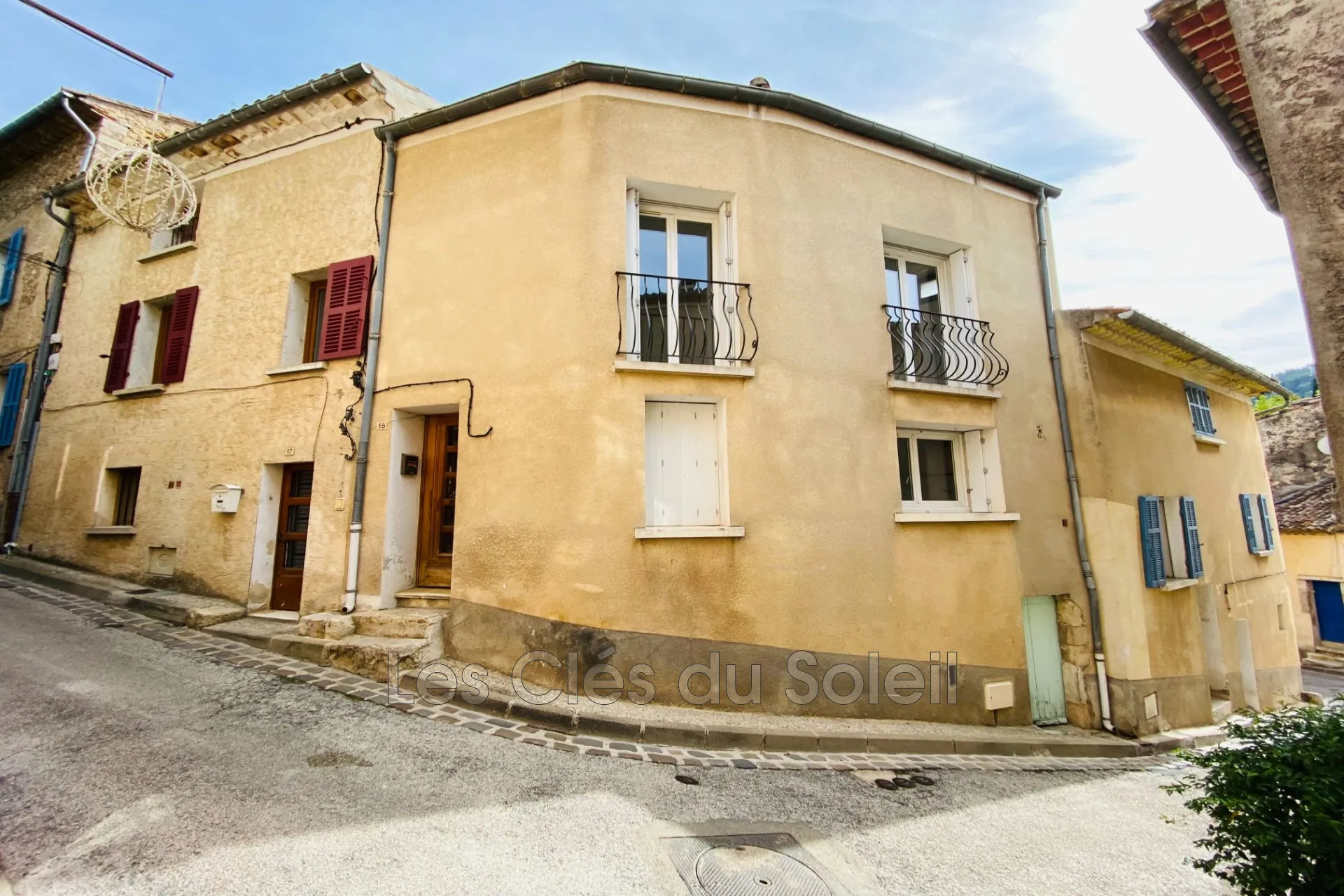 Maison de village T3 à La Celle - Rénovation avec cave de 20 m²