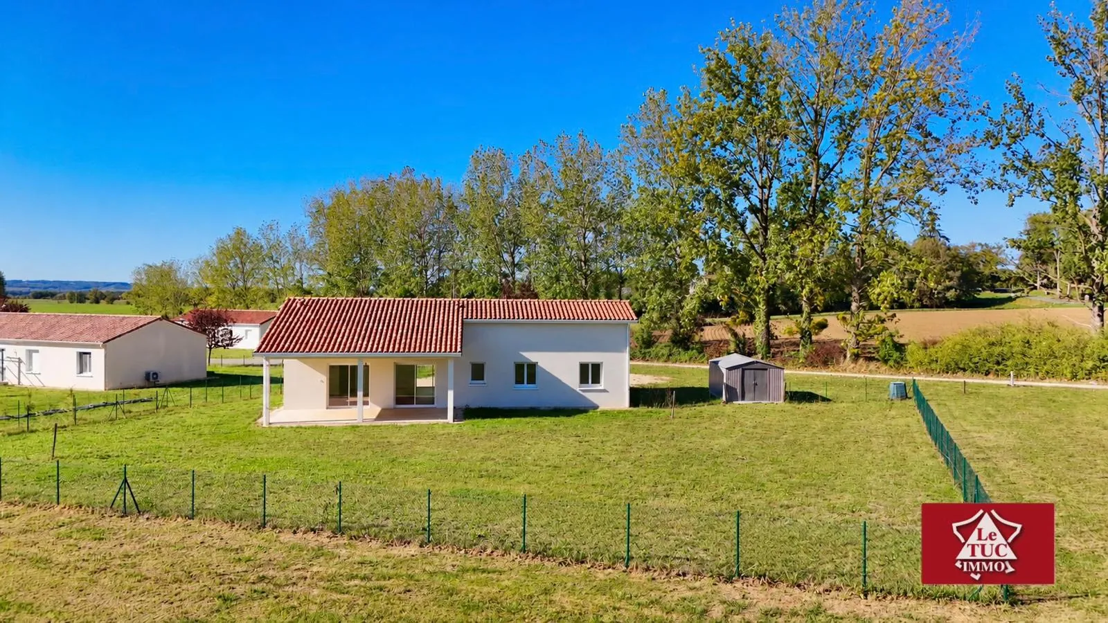 Maison neuve 4 chambres avec grand jardin à Saint-Aubin